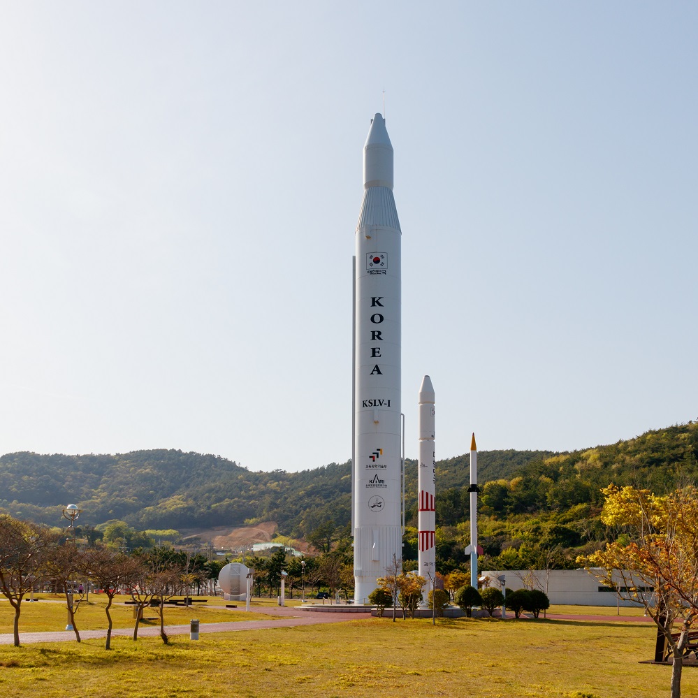 Successful North and South Korean satellite launches 